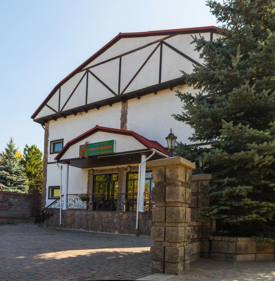 Stary Melnik Hotel Almaty Exterior photo