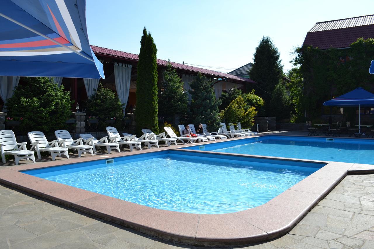 Stary Melnik Hotel Almaty Exterior photo